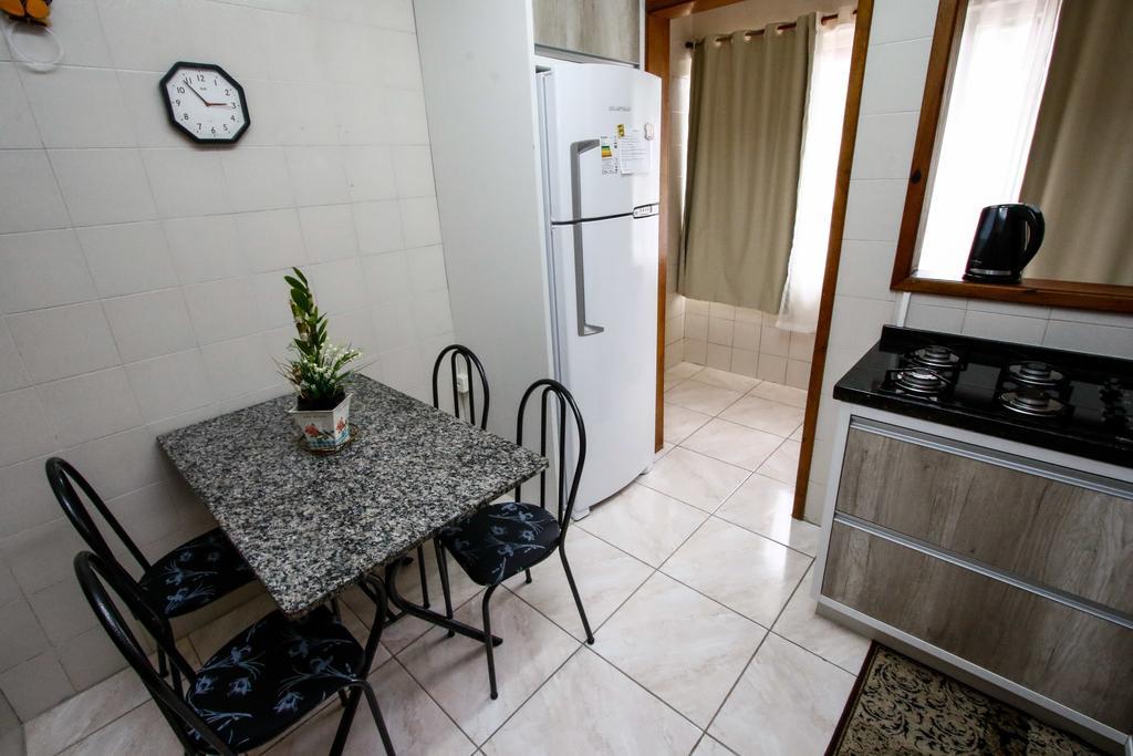 Апартаменты Apartamento Aconchegante Na Serra Грамаду Экстерьер фото